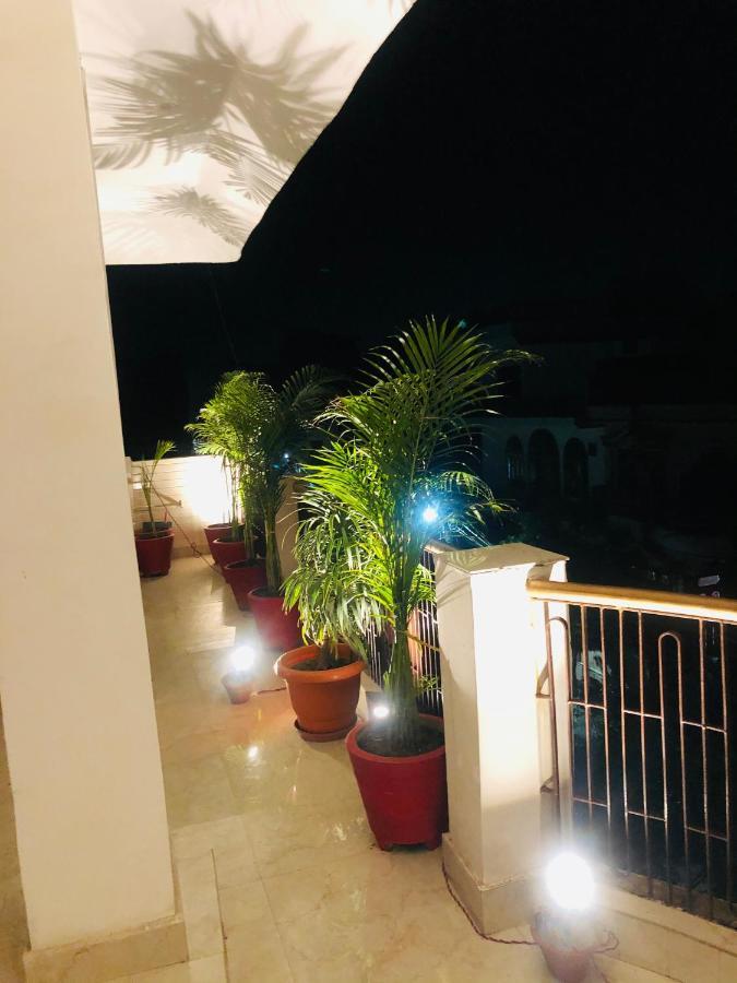 Ferienwohnung Tattva 2 Varanasi Exterior foto